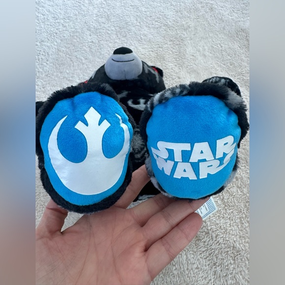 Star wars build a bear with reversible feet and working light saber - Picture 12 of 13
